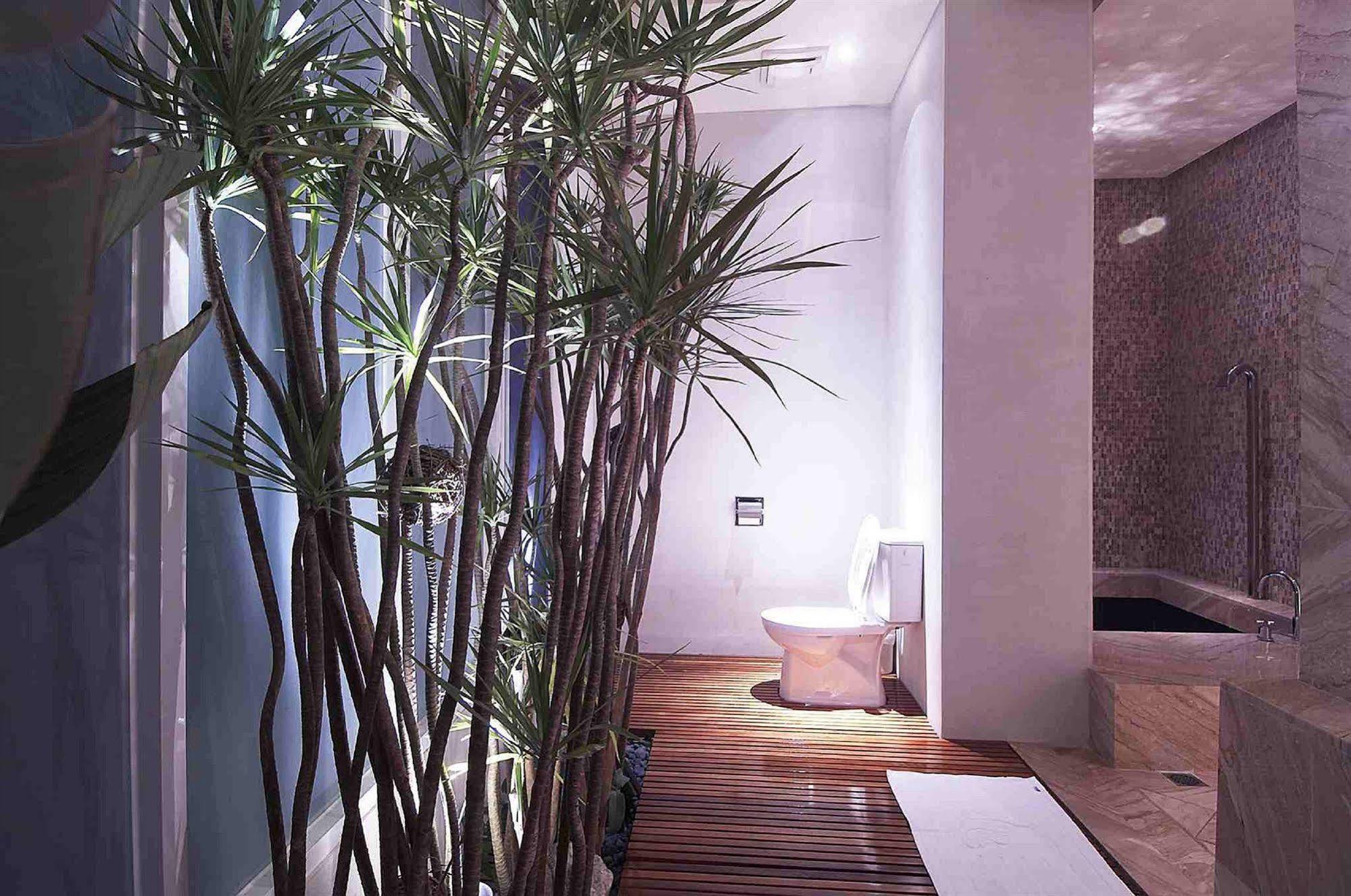 Li Hsin Motel Taichung Exterior foto